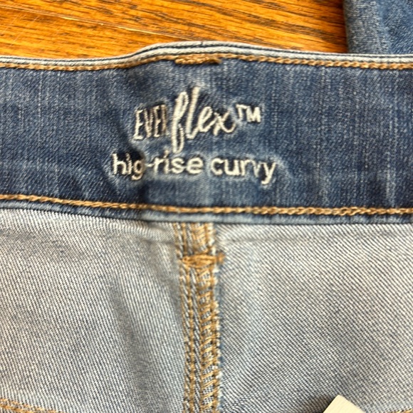 🎉HP🎉 Maurice’s Women's Blue slim Boot Cut Jeans - Picture 8 of 11